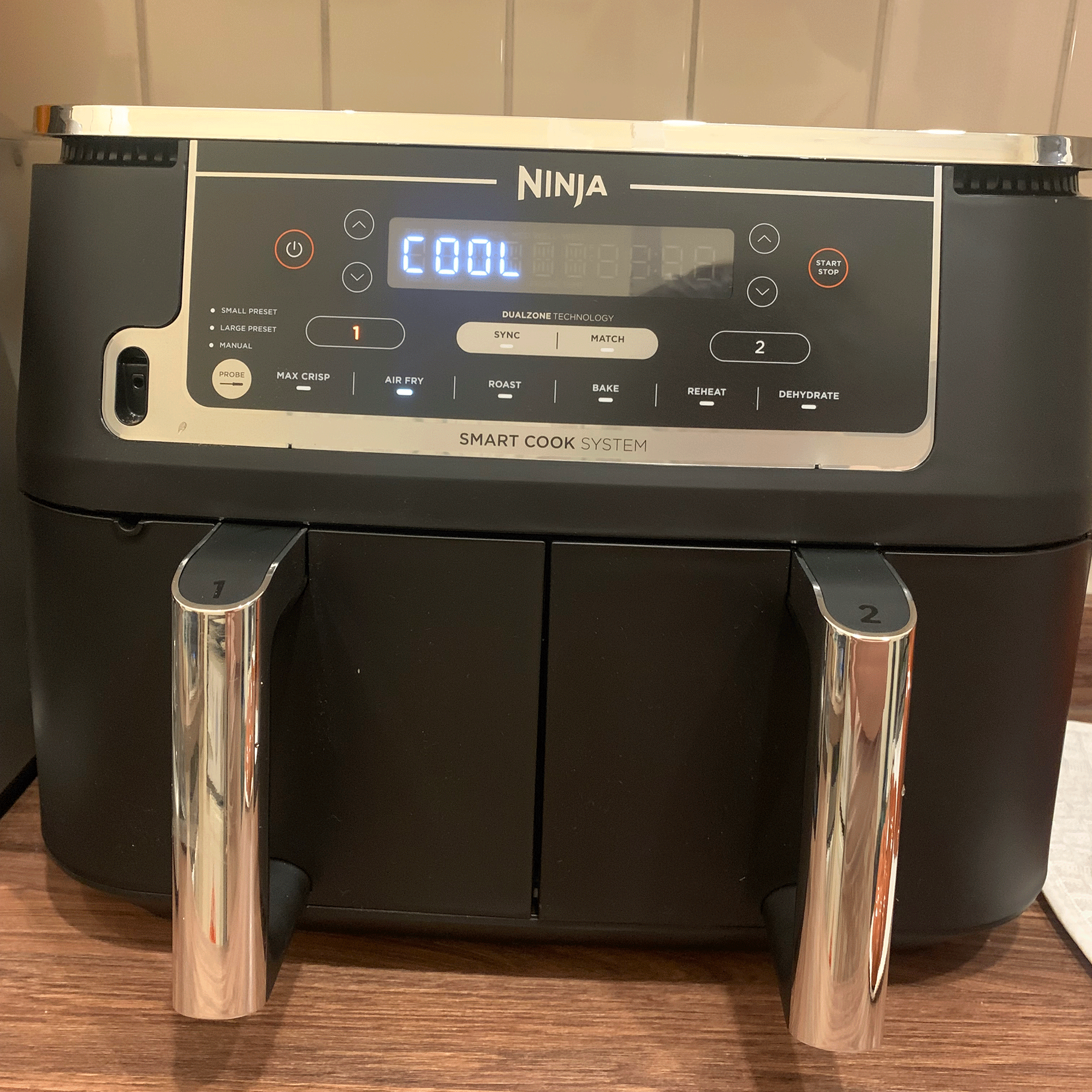 Salter Dual Air Fryer vs Ninja Foodi Dual Zone which…