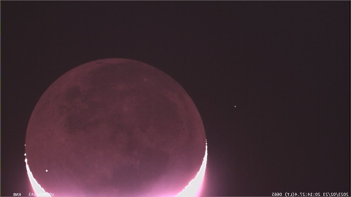 Astronomer catches meteorite smashing into the moon (video) Space