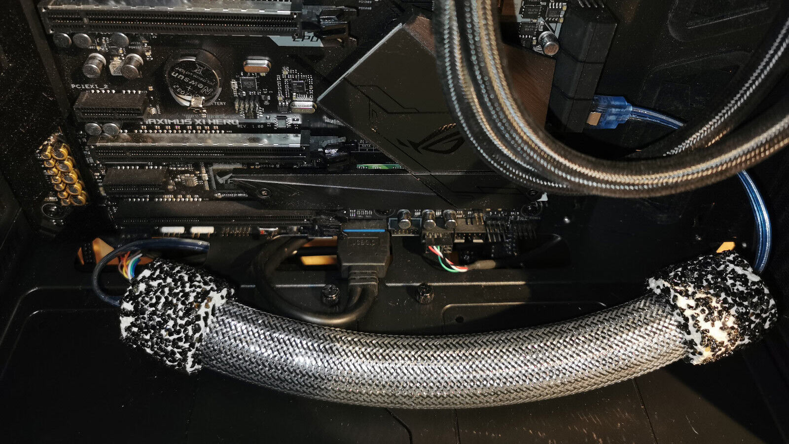 500 Audiophile SATA SSD Cable With Superstar Crystals Listed Tom's