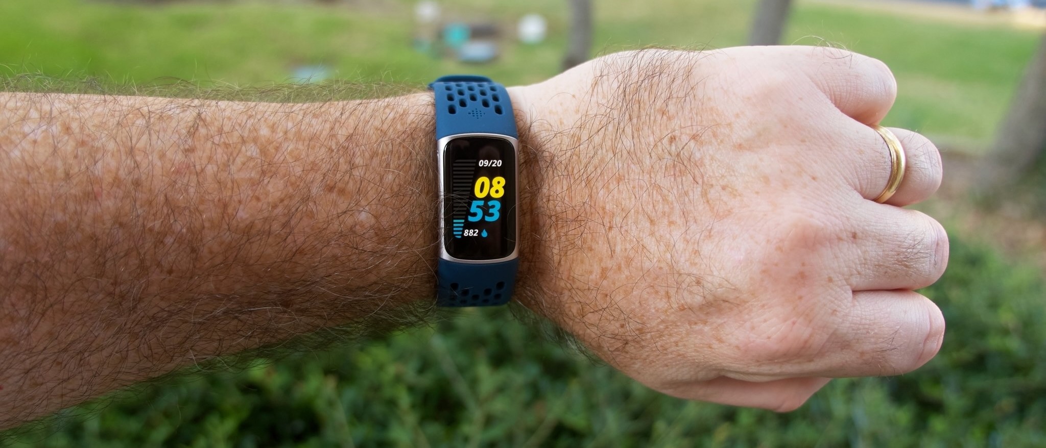 Fitbit Charge 5 review From basic band to pseudo smartwatch Android