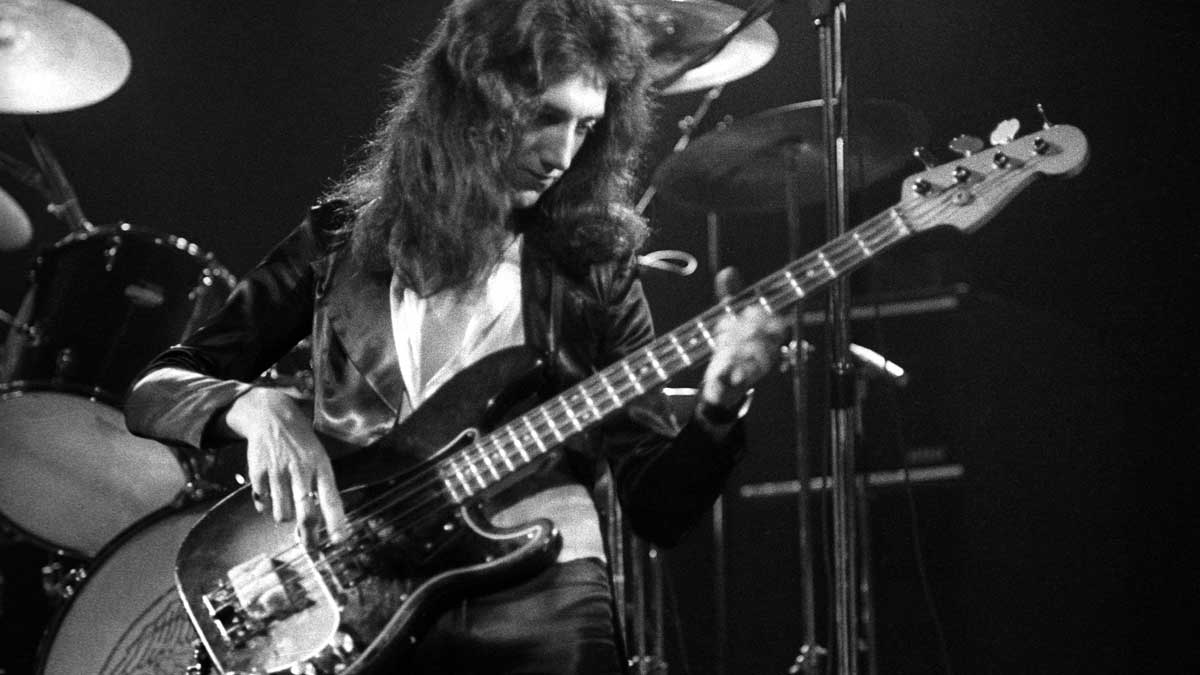 Traktor Schwere Unterbrechung john deacon overall heroisch entspannen
