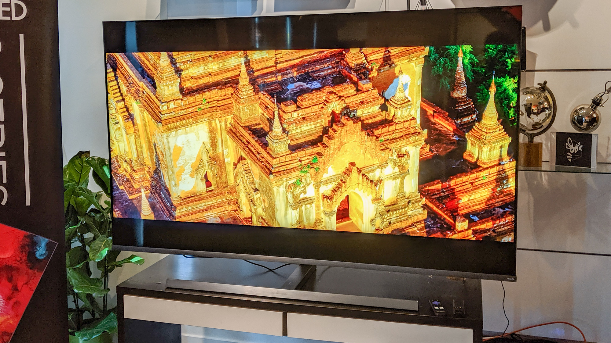 How To Wall Mount A 65 Tcl Roku Tv / When shopping for a tv wall mount