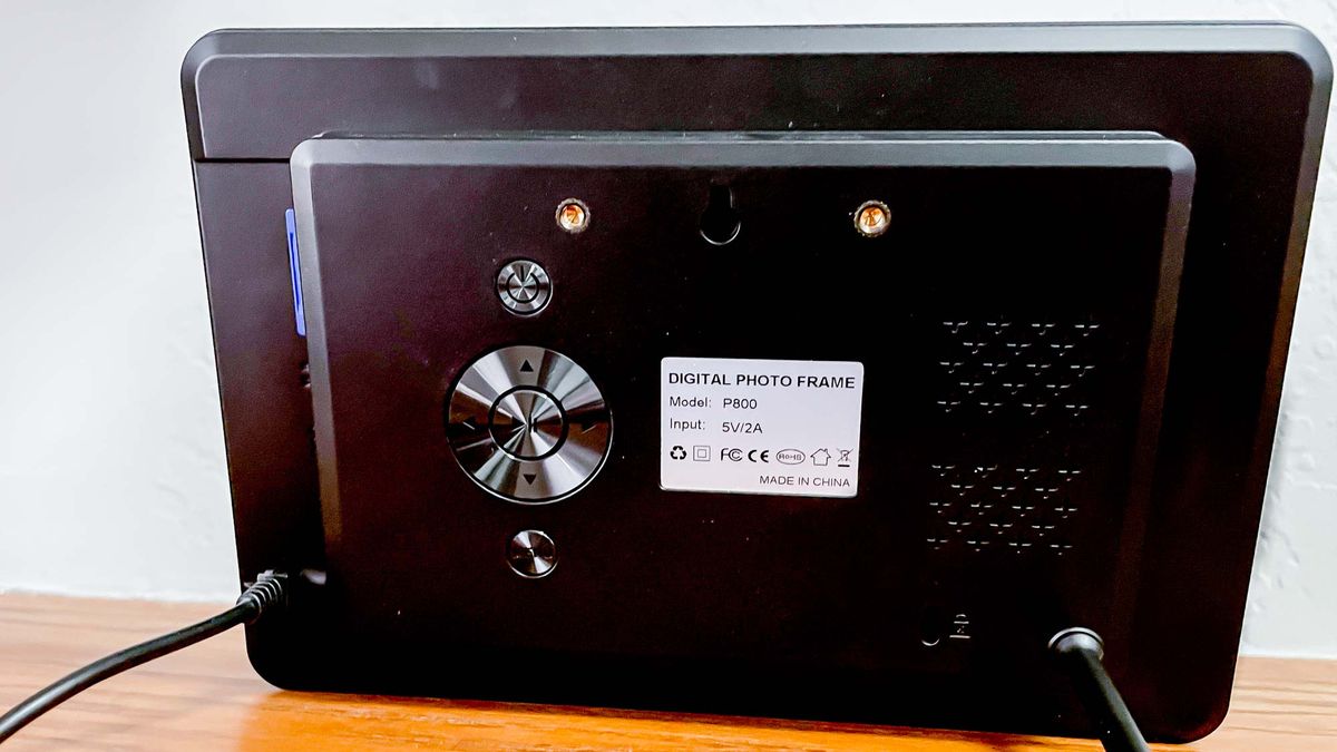 Atatat Digital Photo Frame review Tom's Guide