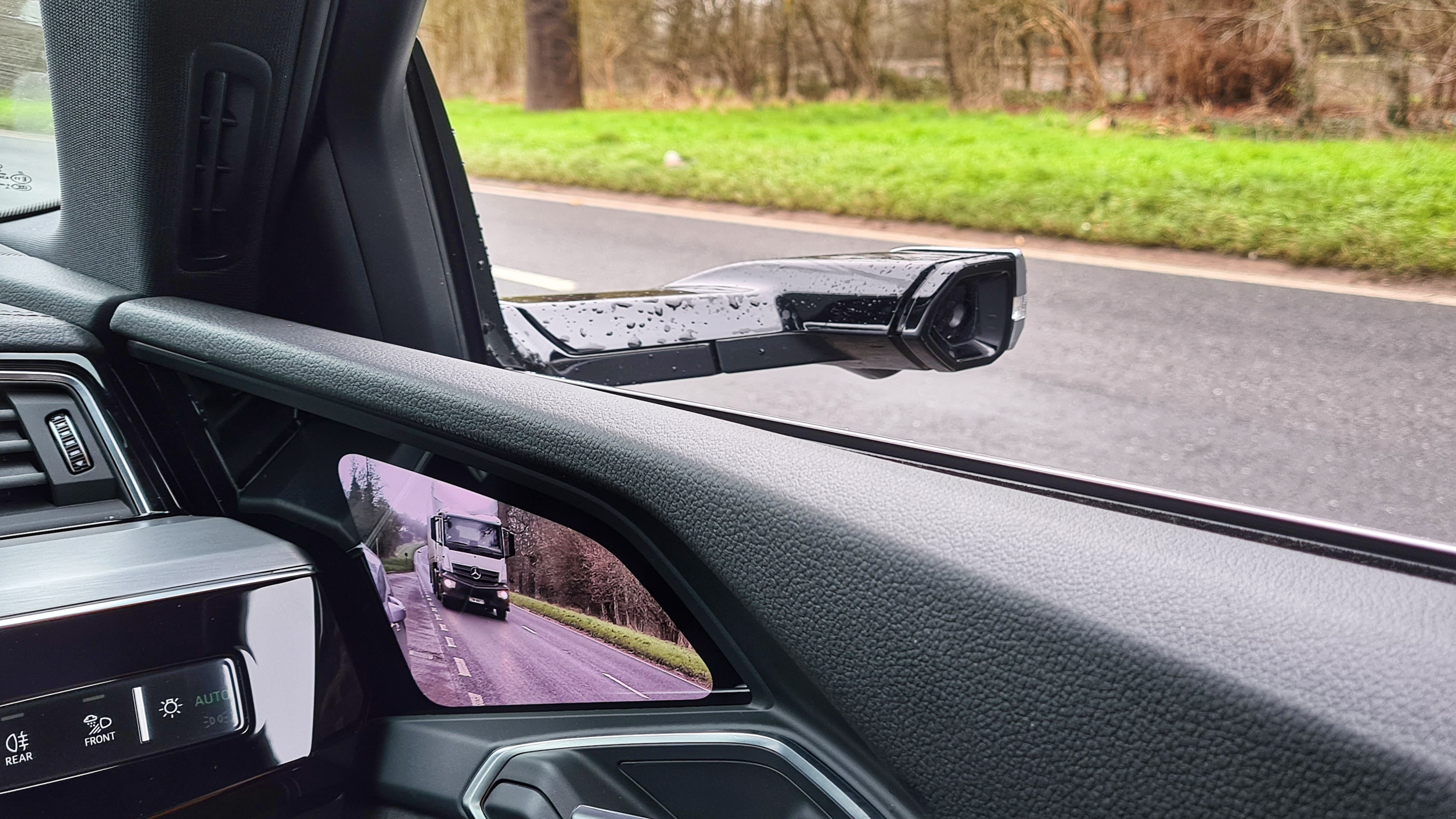 Audi etron Sportback its digital mirrors will prepare you for the