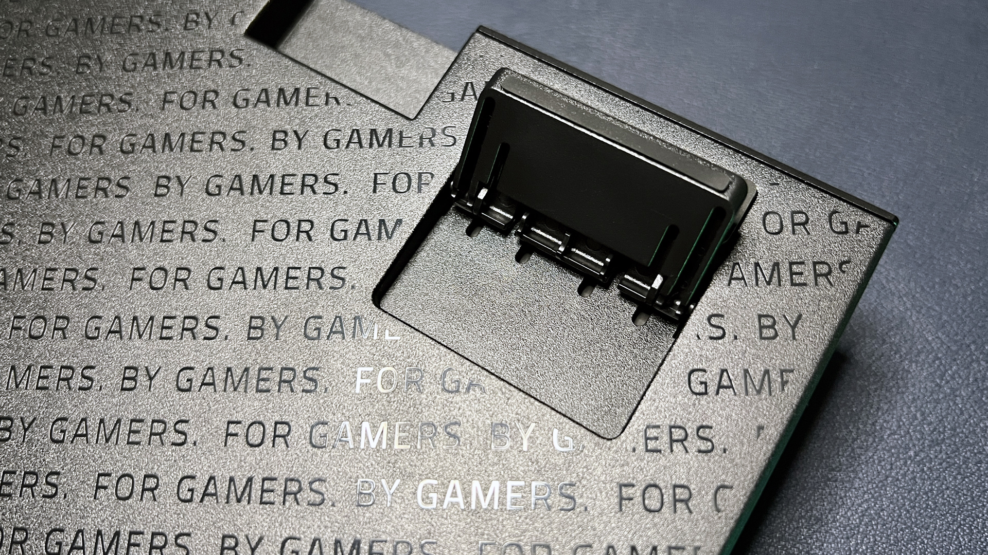 Razer BlackWidow V4 Pro Review: Bringing Macro Back | Tom's Hardware