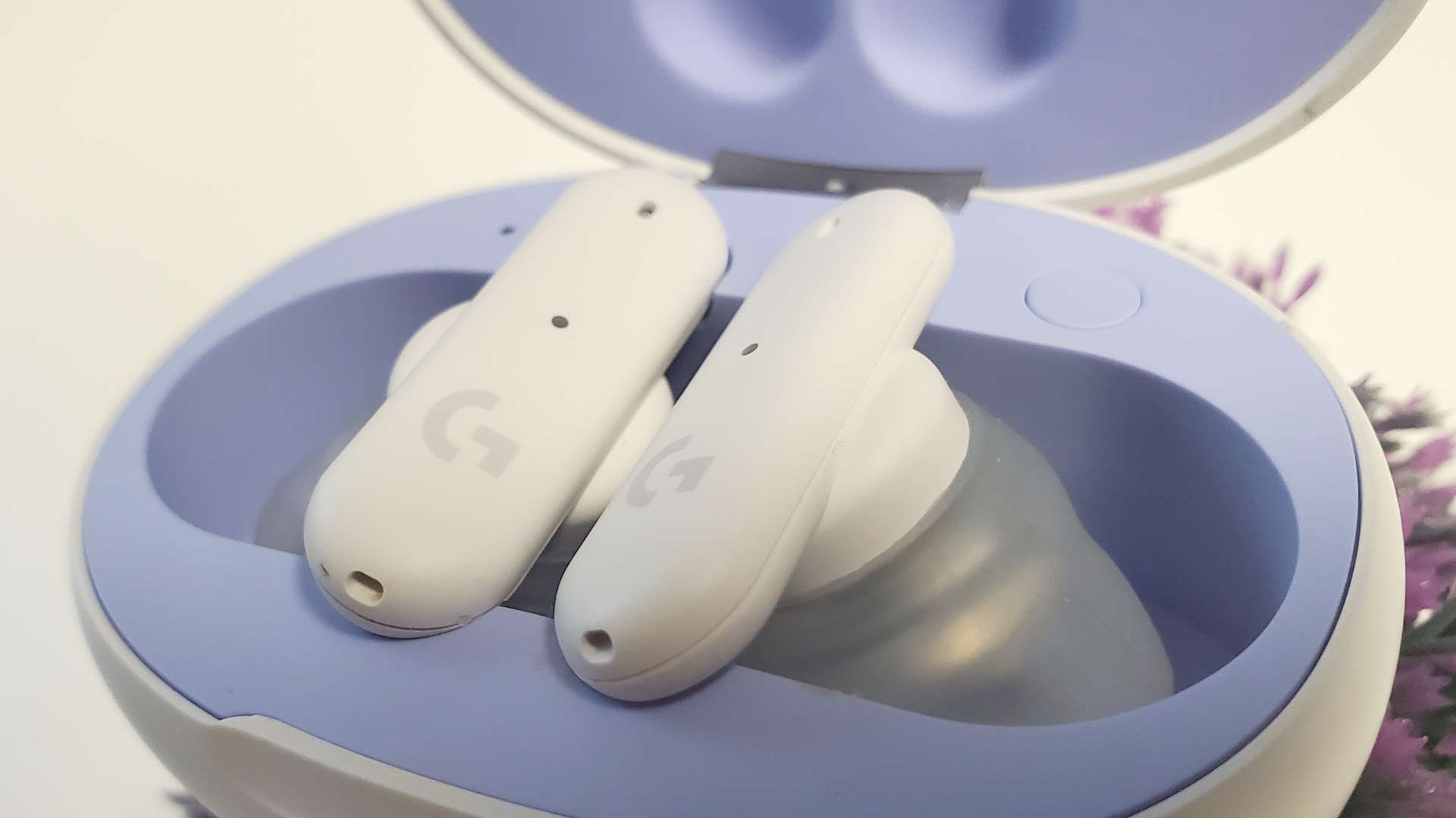 Logitech G FITS | PC Gamer