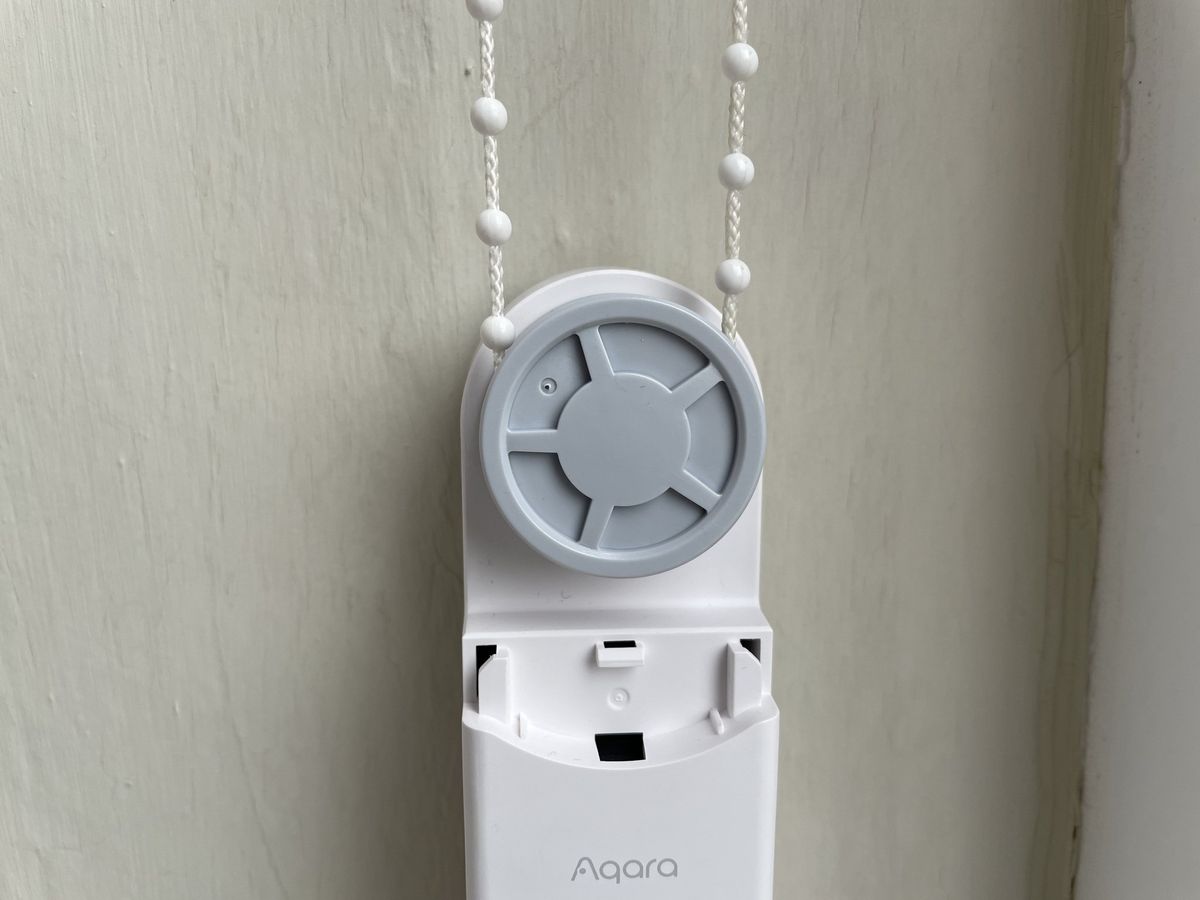 Aqara Roller Shade Driver E1 review HomeKit smarts for dumb beaded