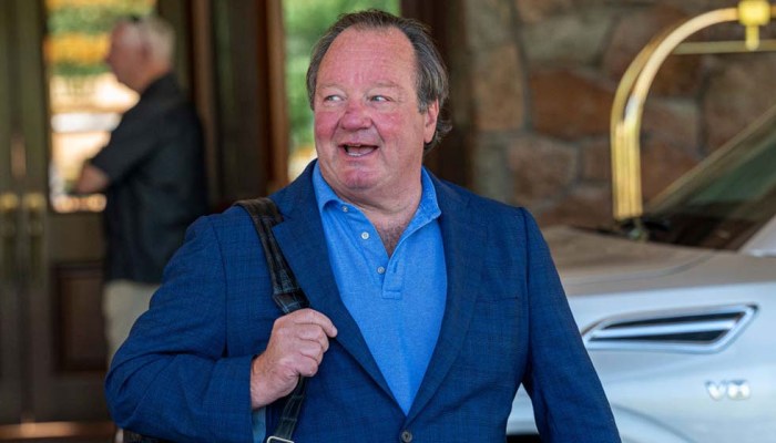 Bob Bakish steps down as Paramount CEO Bob Bakish steps down as Paramount CEO