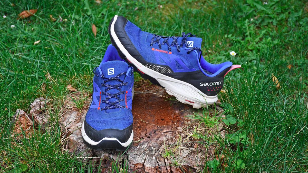 Salomon Outpulse GoreTex hiking shoes review sporty walkers for fast and light hikers