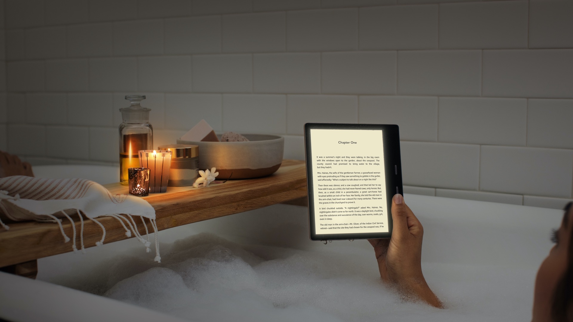 Amazon Kindle Oasis vs Amazon Kindle Paperwhite which premium ereader should you buy? TechRadar