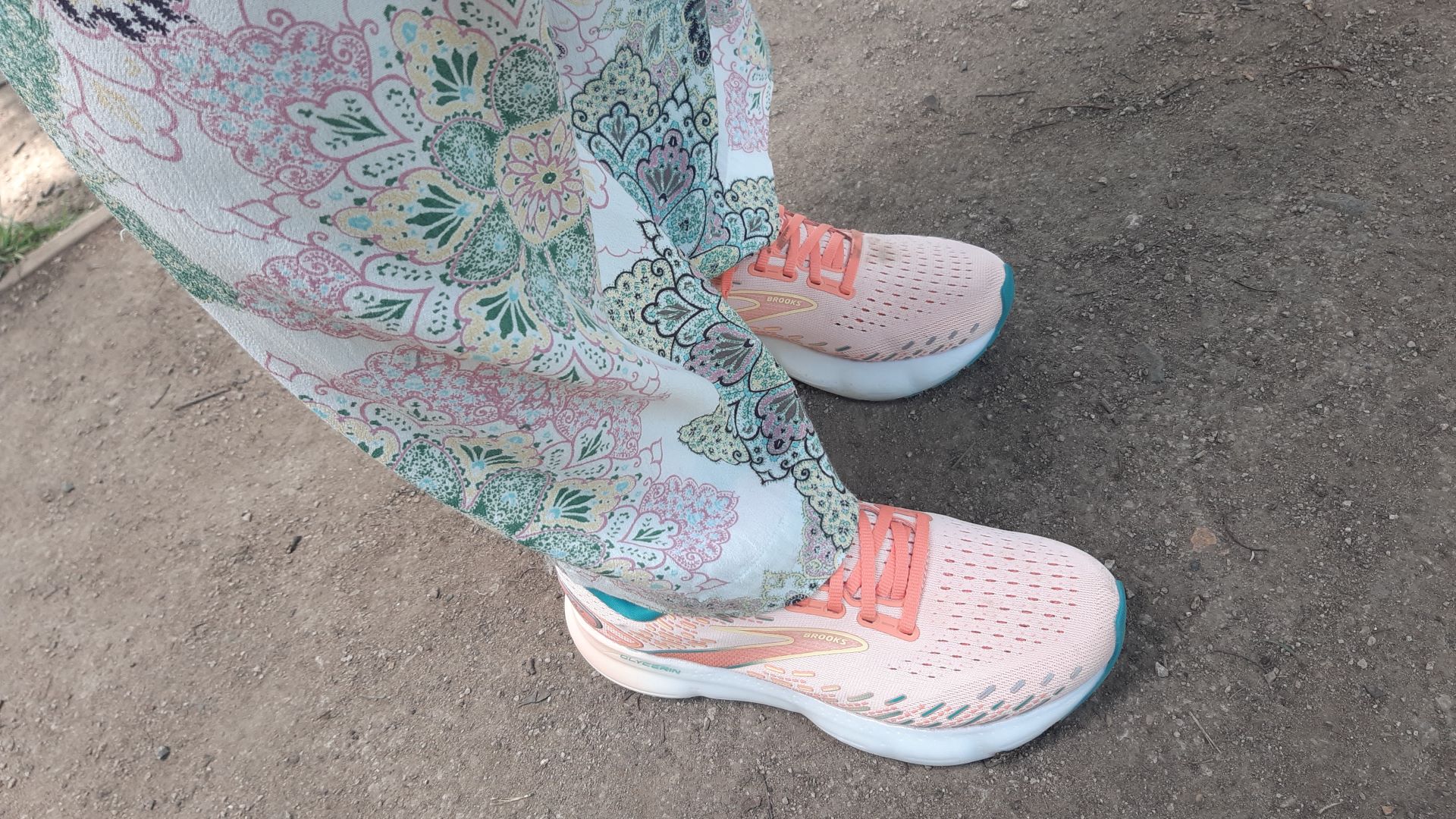 Brooks Glycerin 20 design and upper