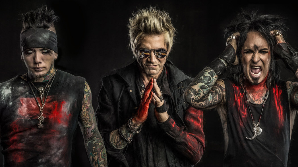 Sixx AM singer in behindthescenes studio clip Louder