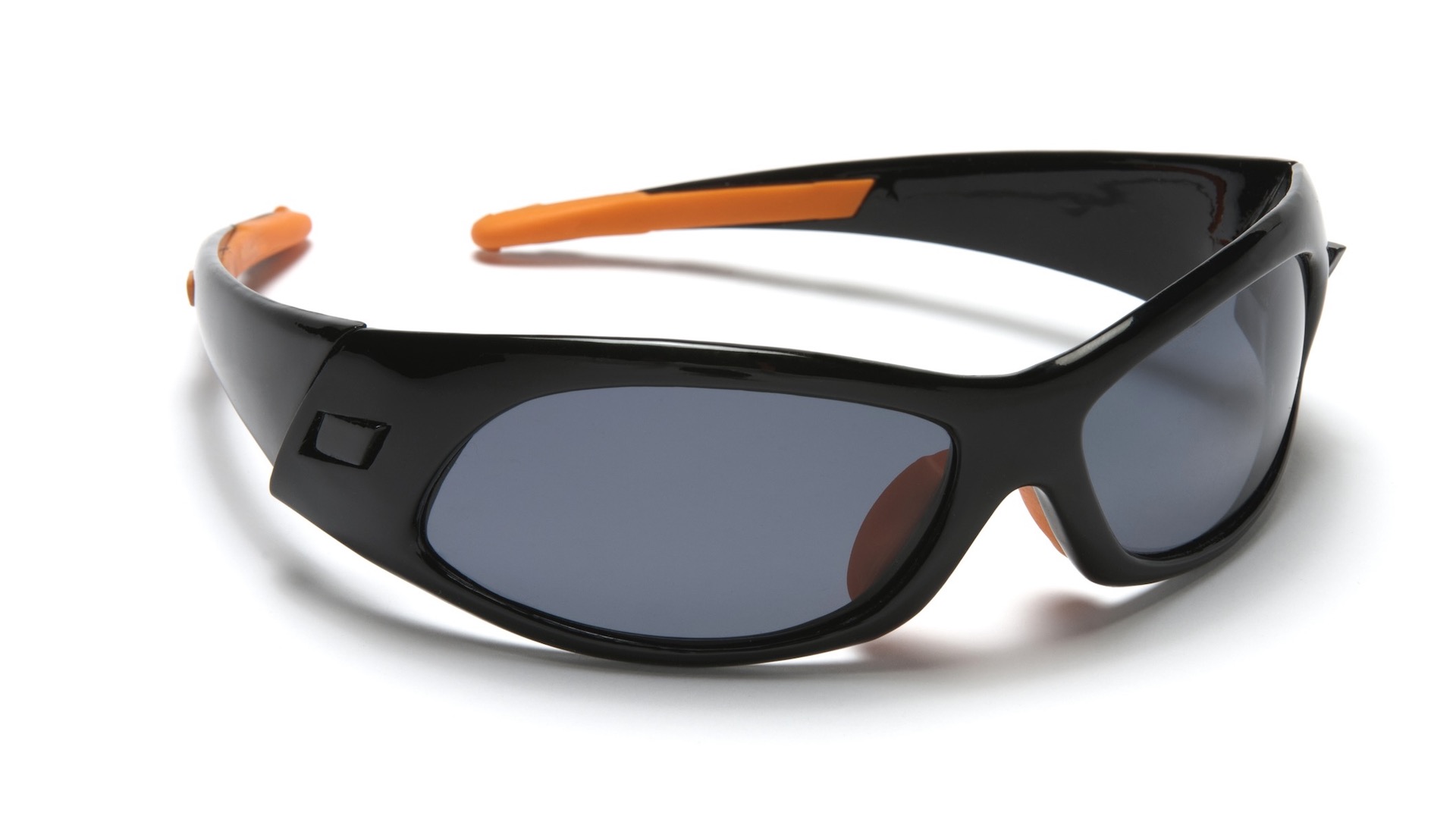 Sunglasses for hiking why you need to protect your eyes Advnture