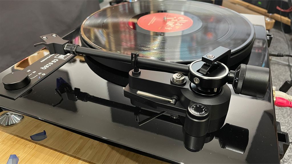 Dual CS 618Q review: easy to use and boasts good features, but needs a