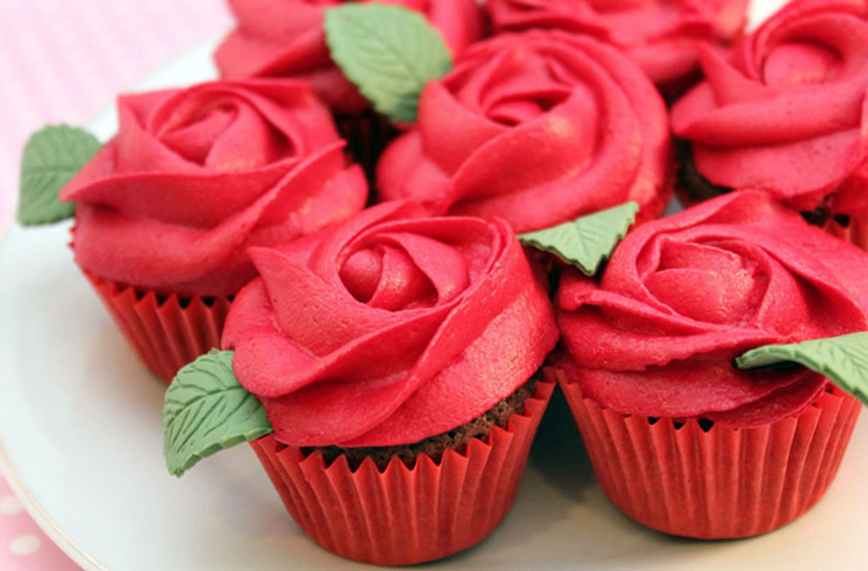 Rose cupcakes Baking Recipes GoodtoKnow