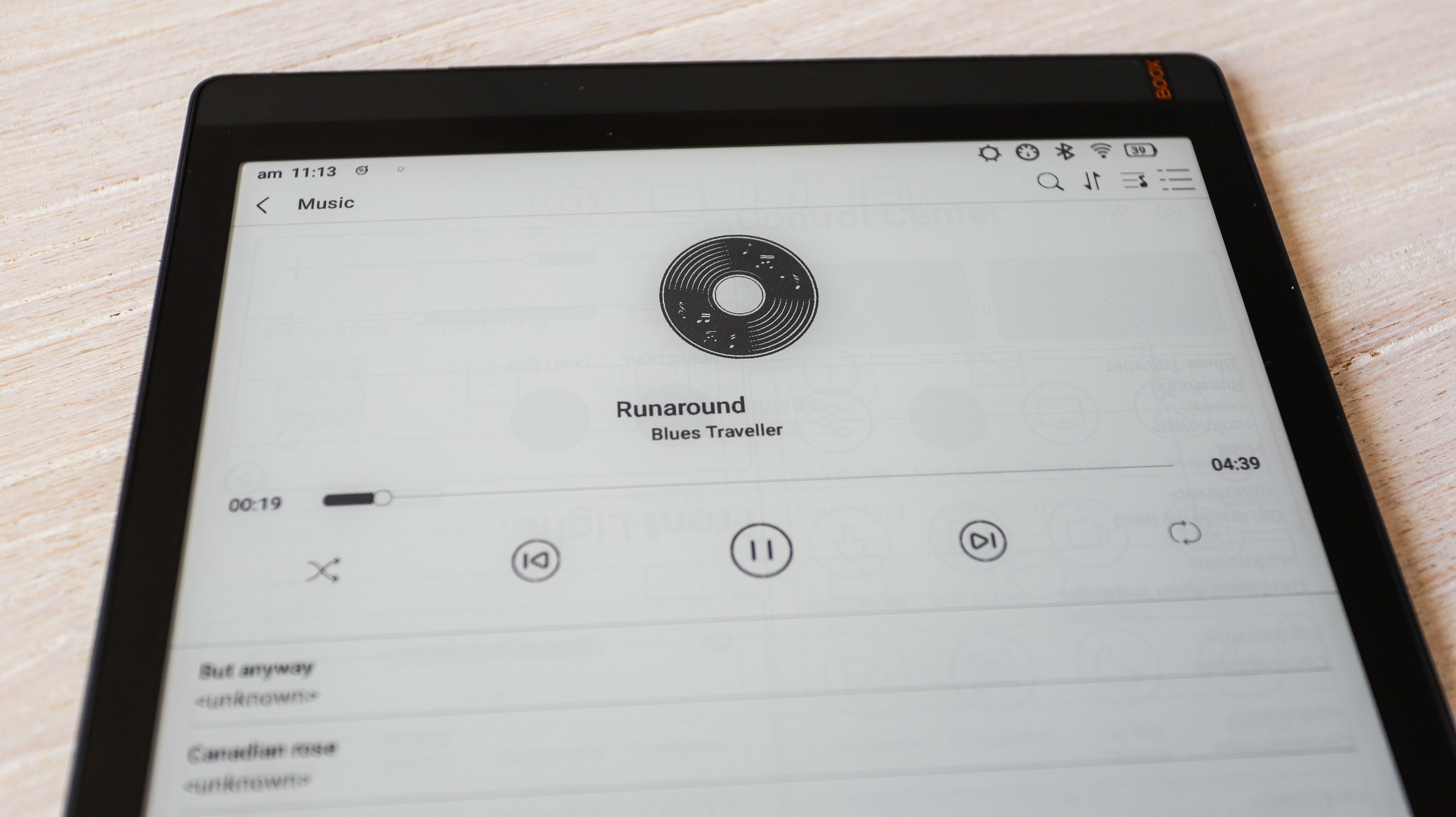 Onyx Boox Tab X review sometimes size does matter when it comes to