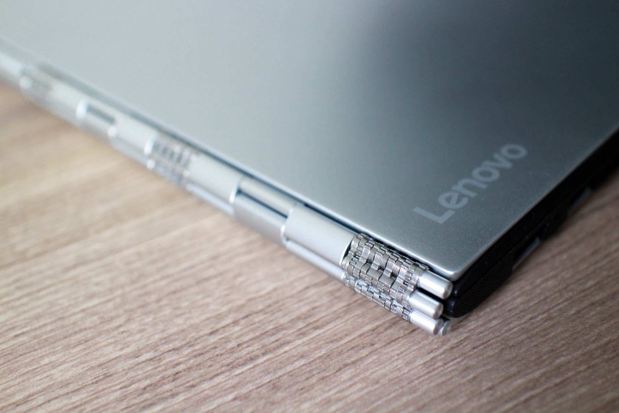 Lenovo Yoga 900 review: stylish, powerful, and flexible | Windows Central