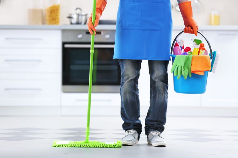 The cleaning jobs you MUST do just before potential buyers come round