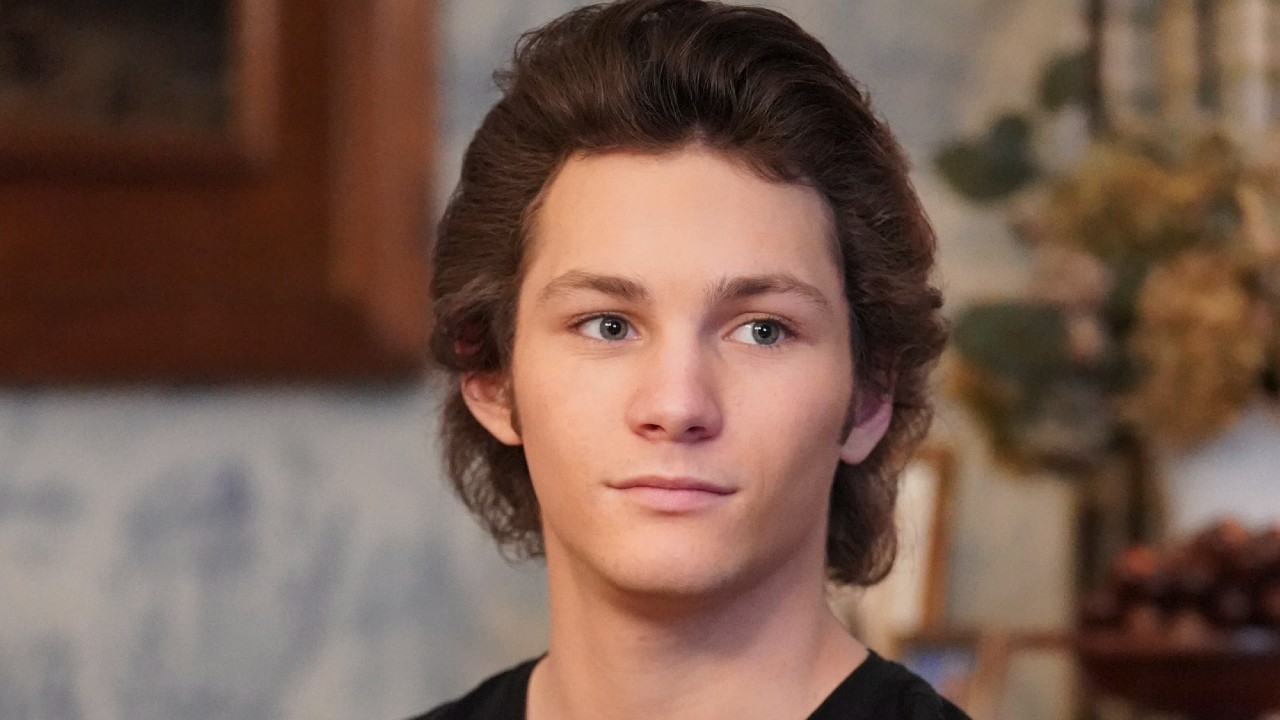 Why Young Sheldon's Showrunner Isn't Against Changing Certain Big Bang