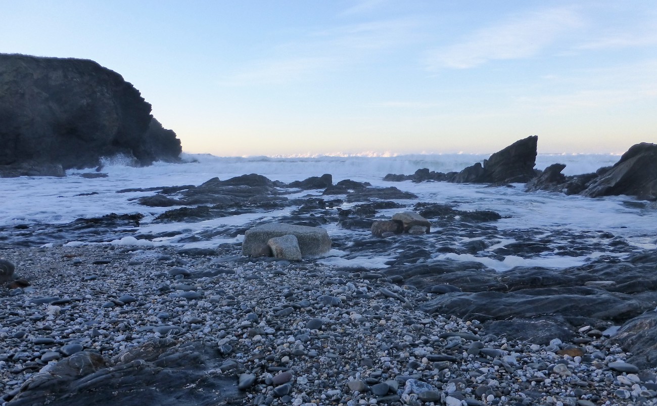 Historian Robert Felce found the artifacts from the 17th-century shipwreck of the Schiedam at Dollar Cove in Cornwall.