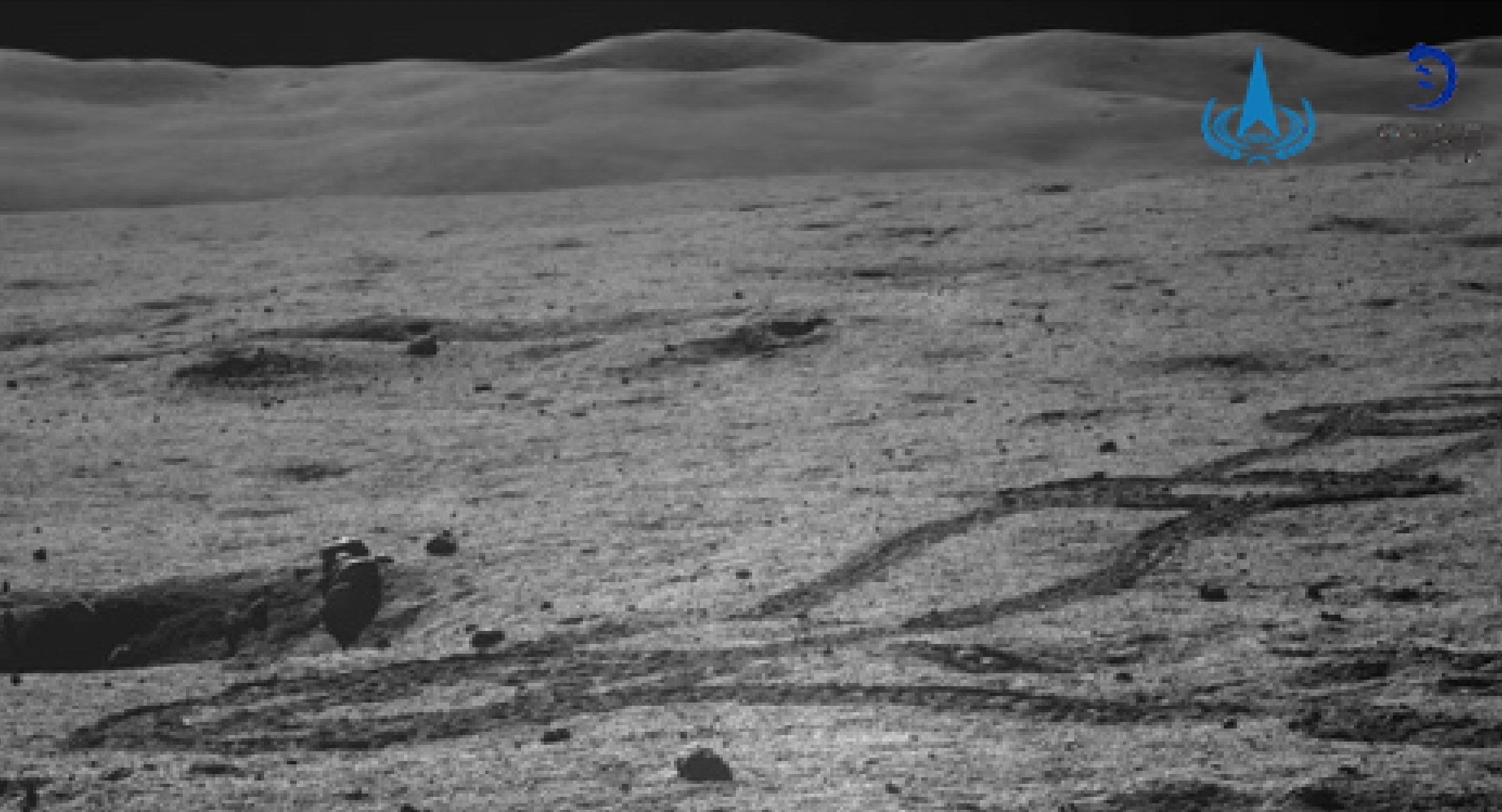 China's Yutu 2 rover reveals deep layers below far side of the moon Space