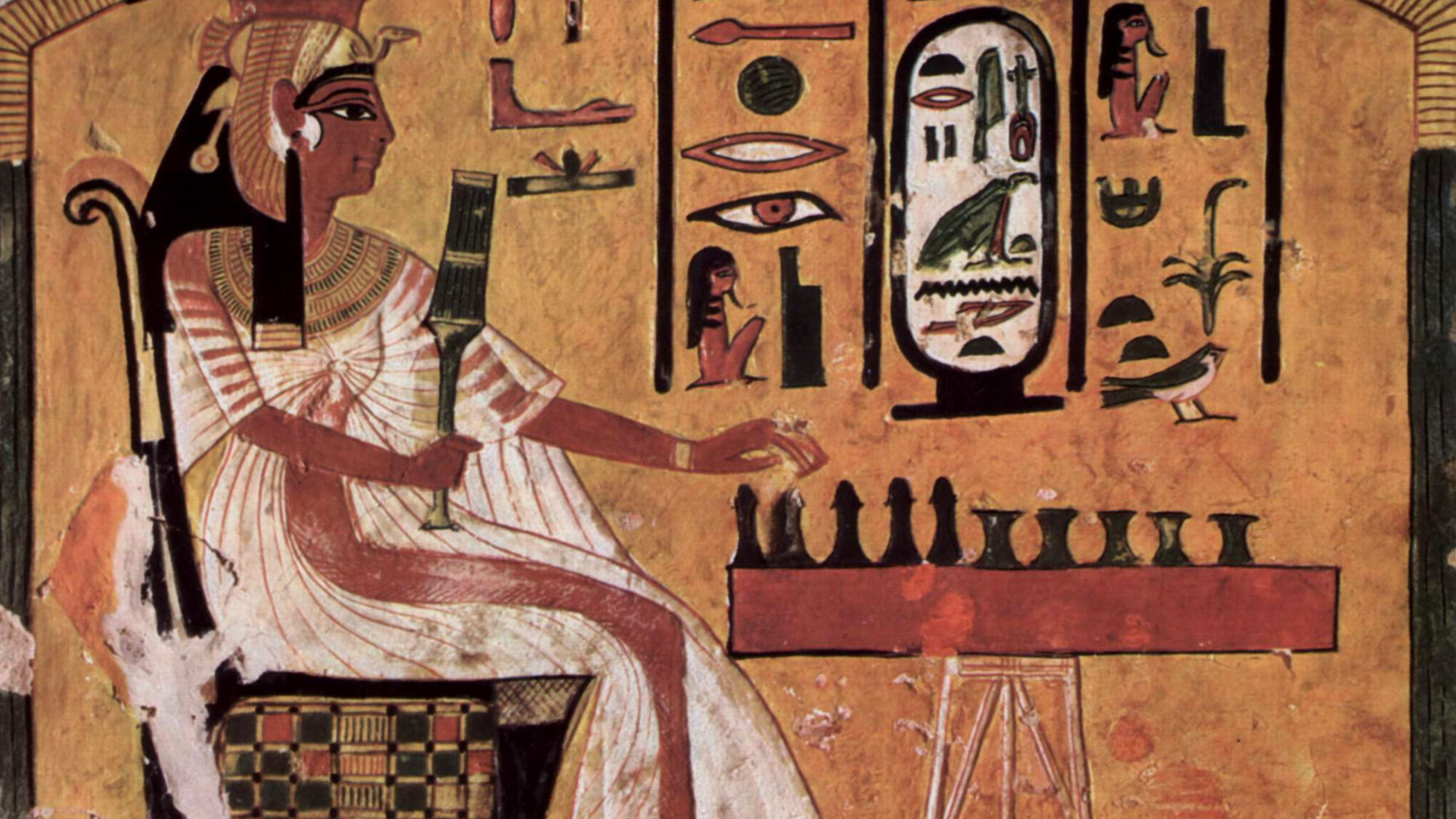 A painting in Nefertiti&rsquo;s burial chamber shows the queen playing what may be a game of senet.
