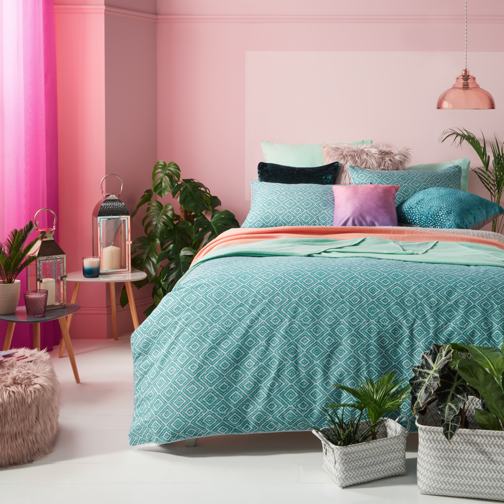 B&M Home accessories to make homes shine bright for summer Ideal Home