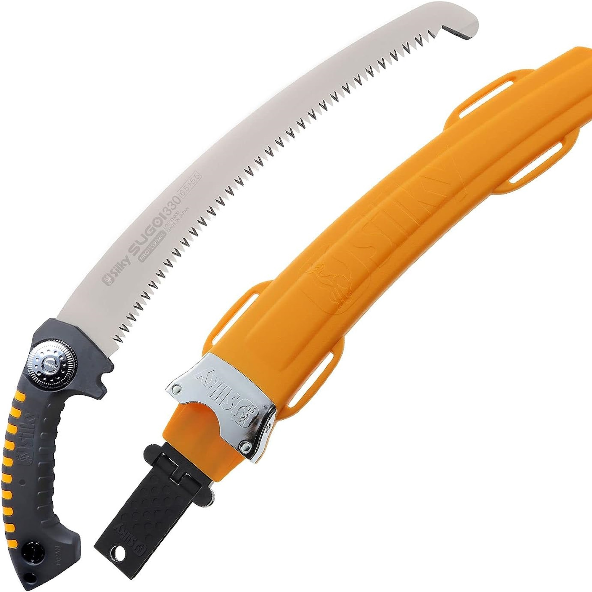 How to use a pruning saw properly and safely