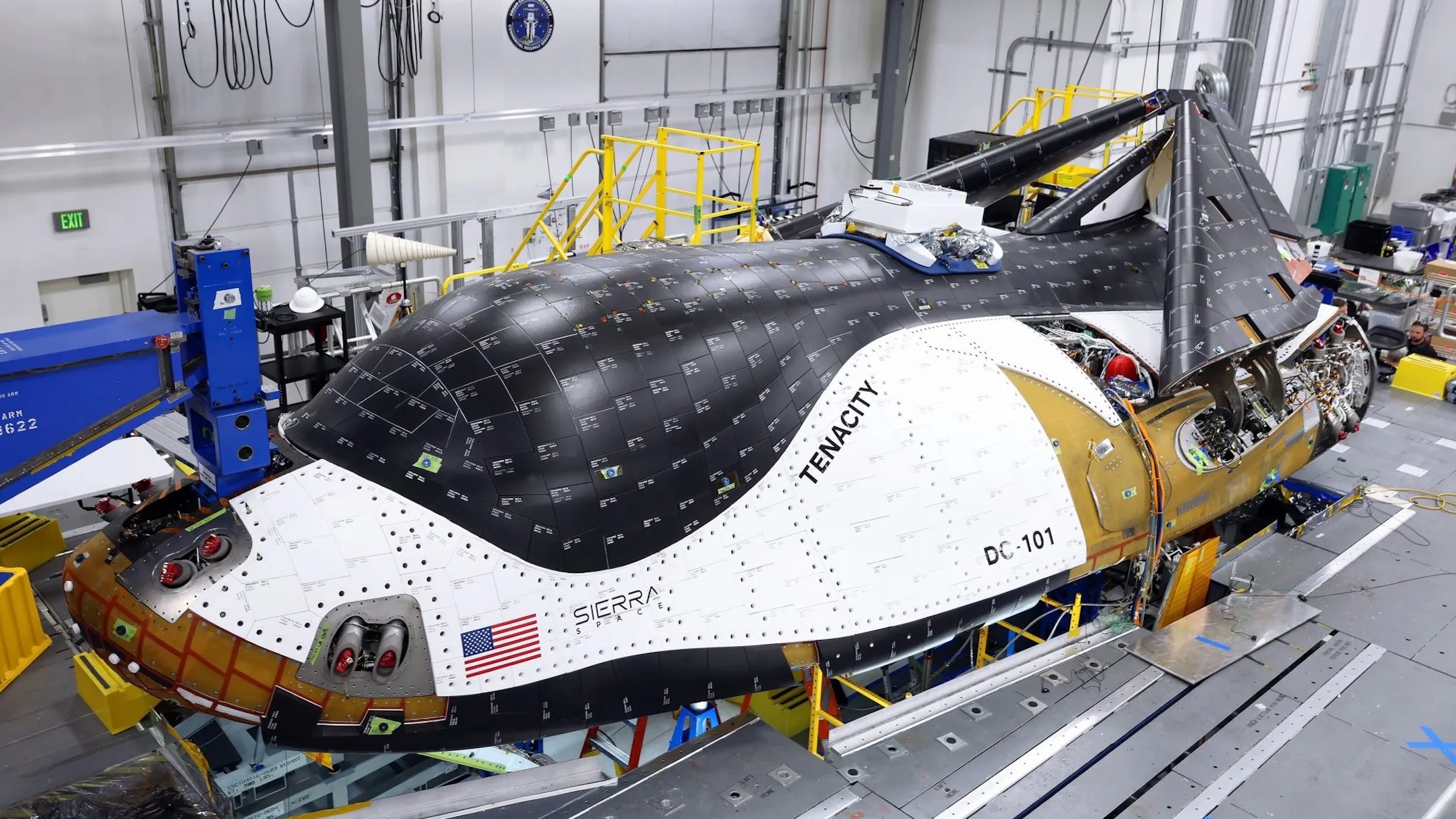 Meet 'Tenacity' Sierra Space unveils 1st Dream Chaser space plane