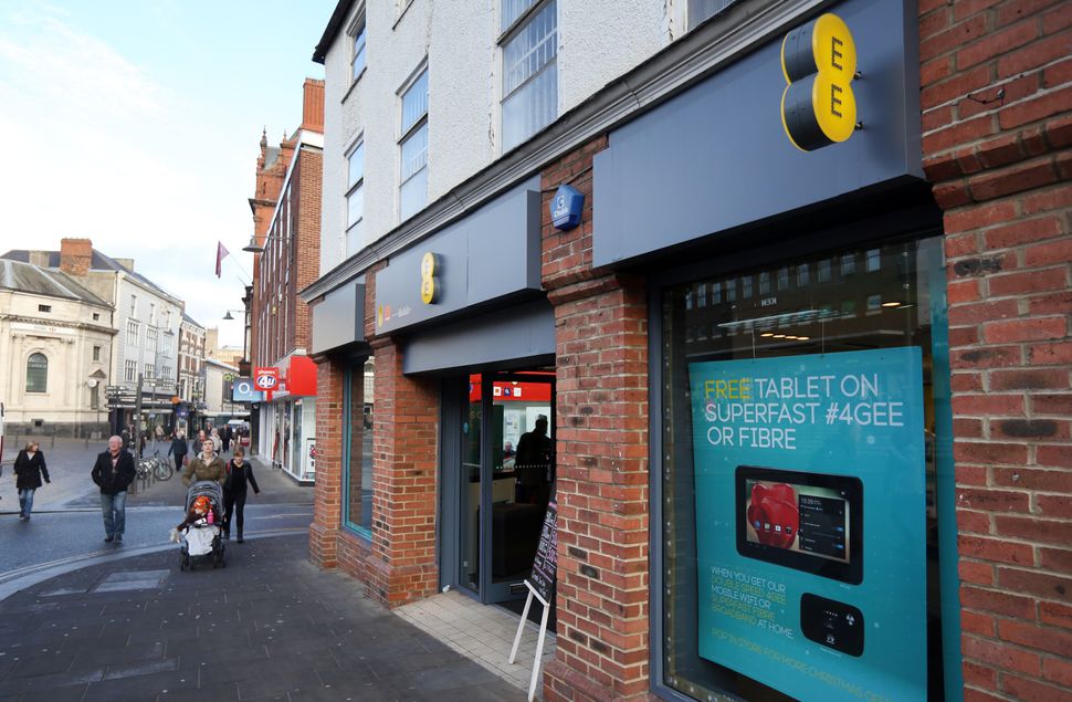 UK is banning networklocked phones — what you need to know Tom's Guide