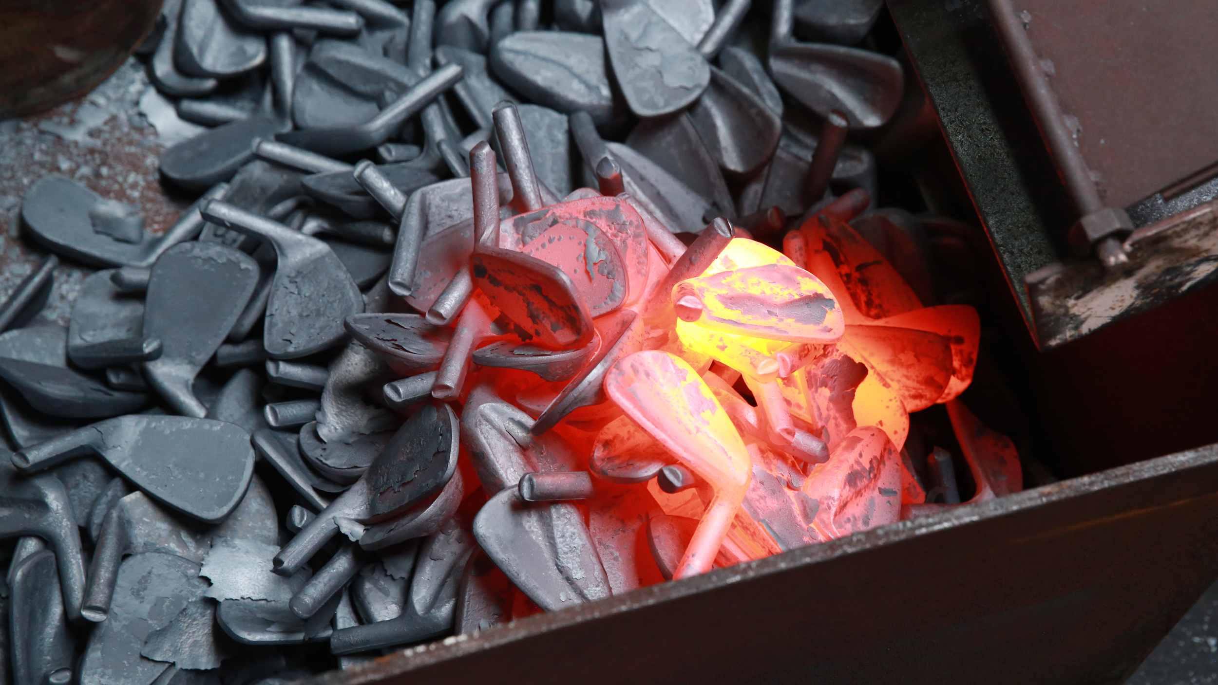 Cast Vs Golf Irons What’s The Difference? Golf Monthly