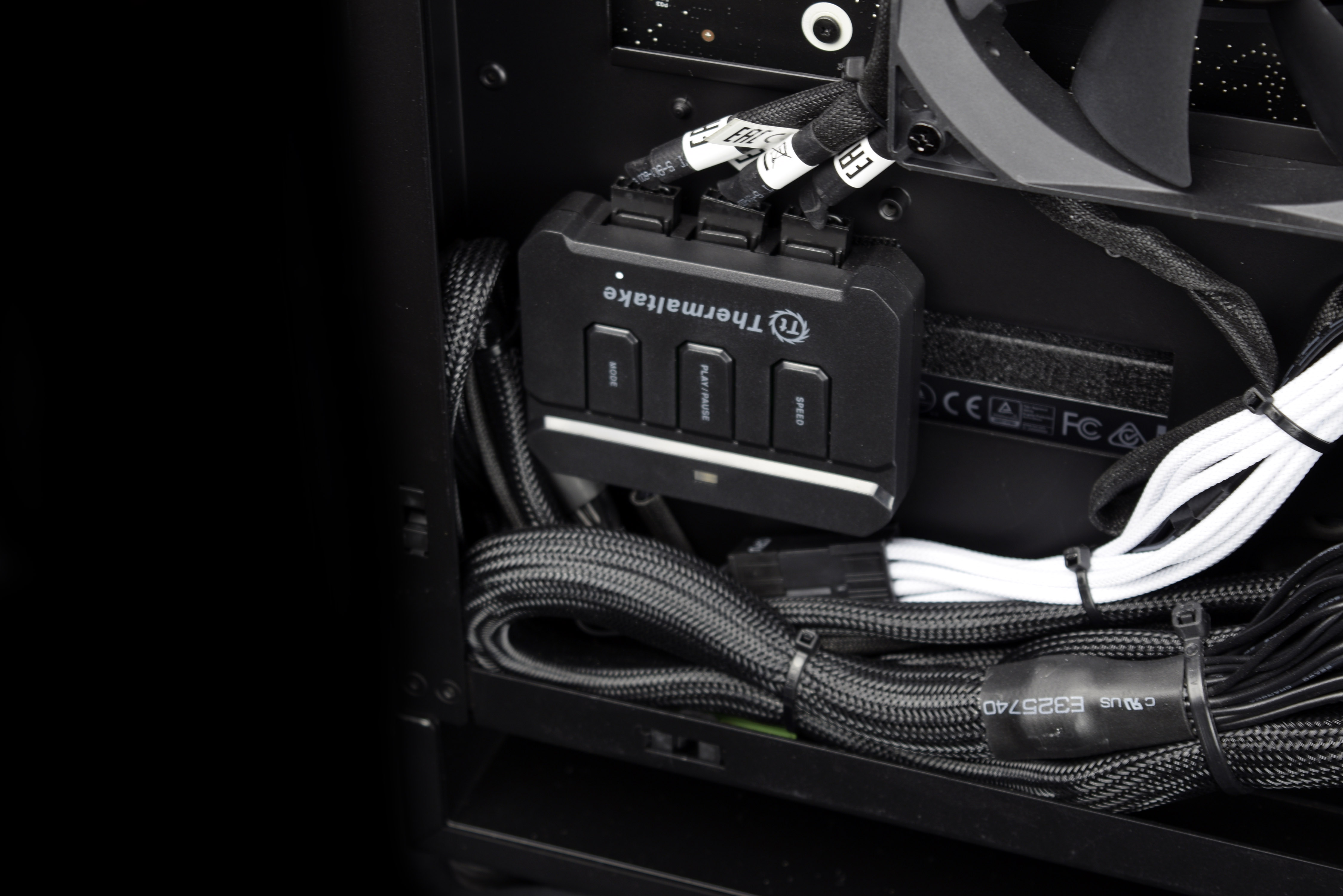 Digital Storm Velox Z270 Gaming Desktop Review Tom's Hardware Tom's