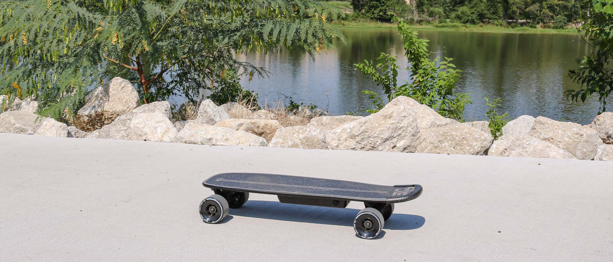 Base Camp F11 electric skateboard review an urban commuter’s dream