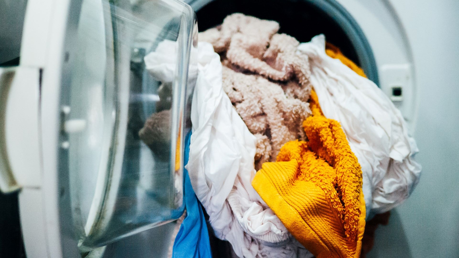 5 things never to do with the quick wash cycle on your washing machine