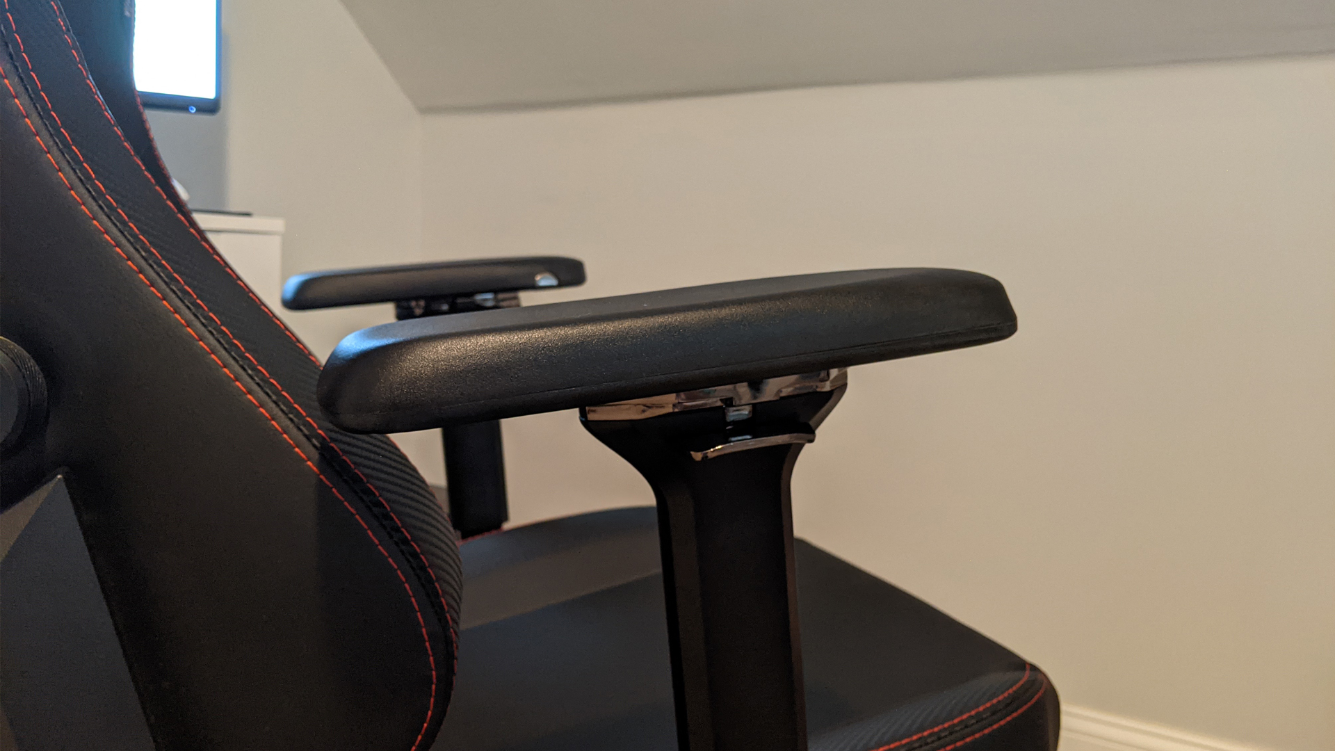 Secretlab Titan review Laptop Mag