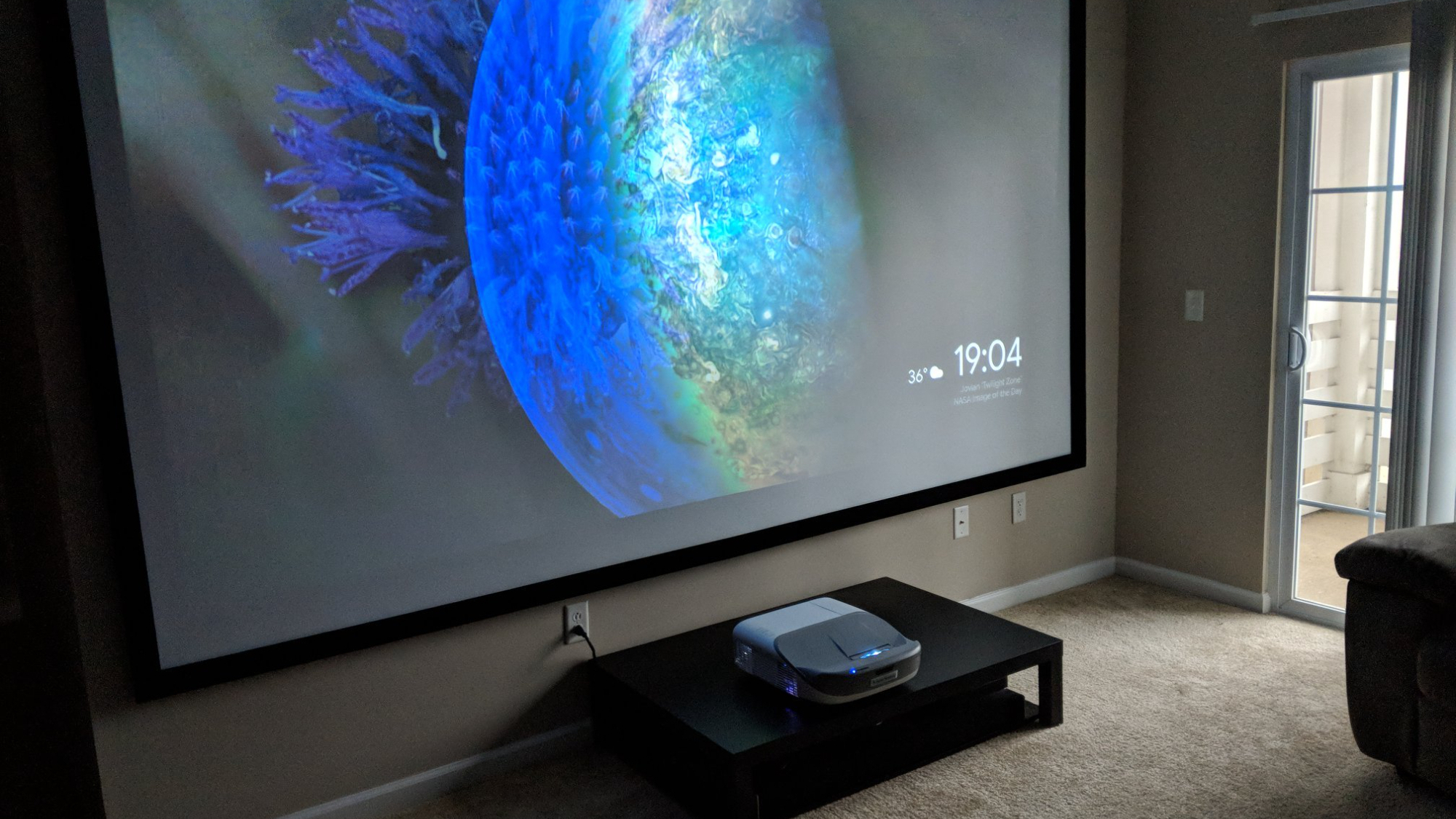 The best projectors for movies, sports and games What to Watch