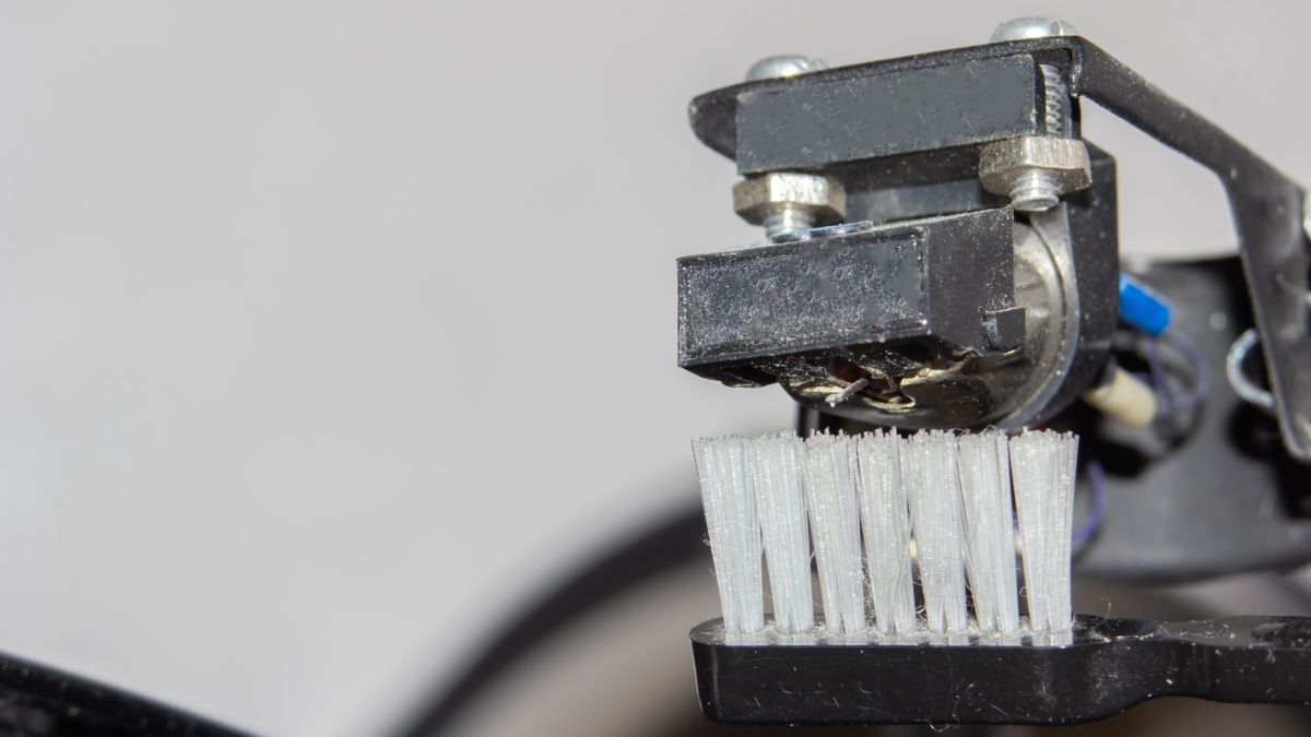 How to clean your turntable, vinyl records, and stylus | TechRadar