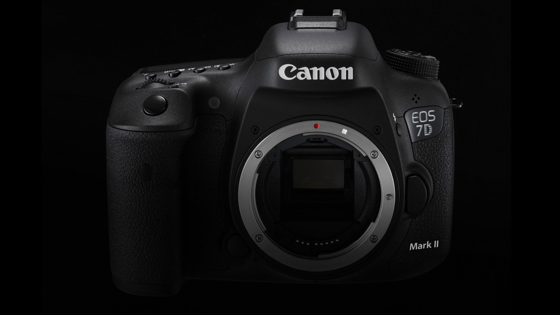 The Canon EOS 7D Mark II is the DSLR Canon fans were waiting for