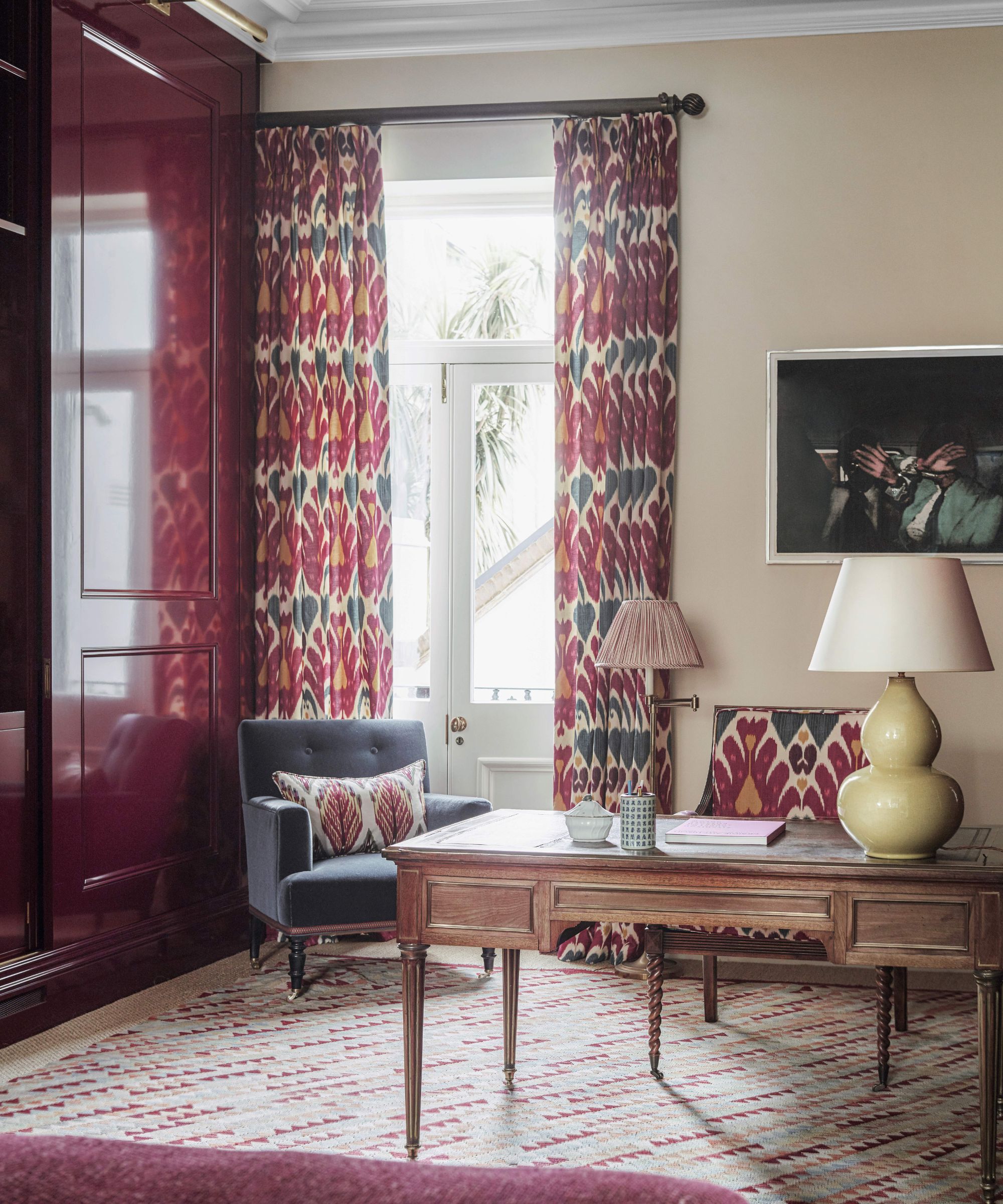 How designers decorate with burgundy the ontrend shade that's