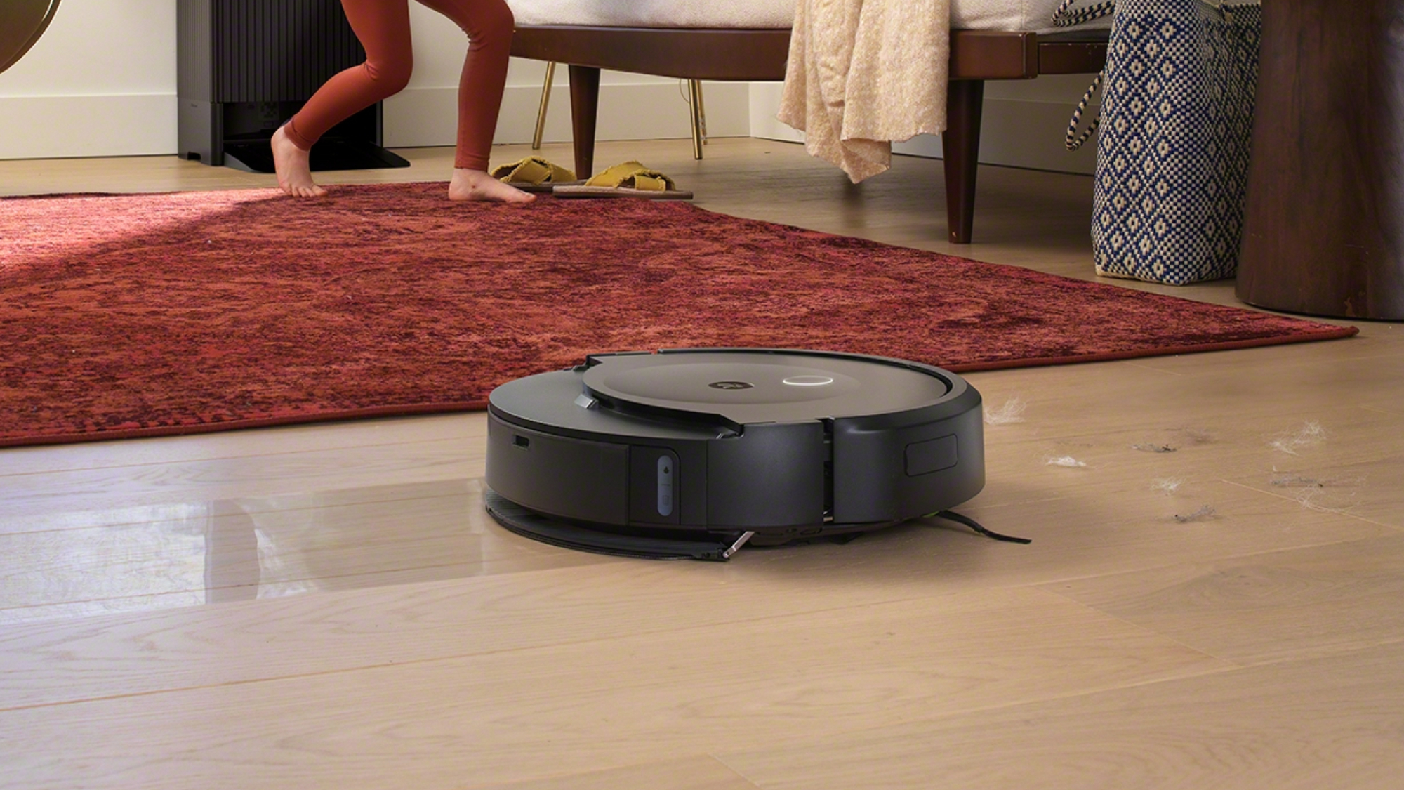 iRobot's new 2in1 Roomba comes with a selfcleaning mop and support for Matter Tom's Guide