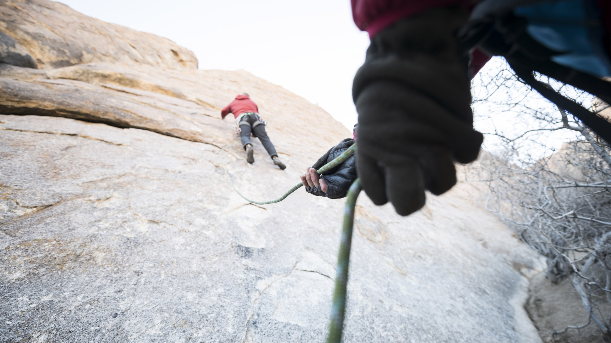 Rock climbing vs mountaineering what’s the difference? Advnture
