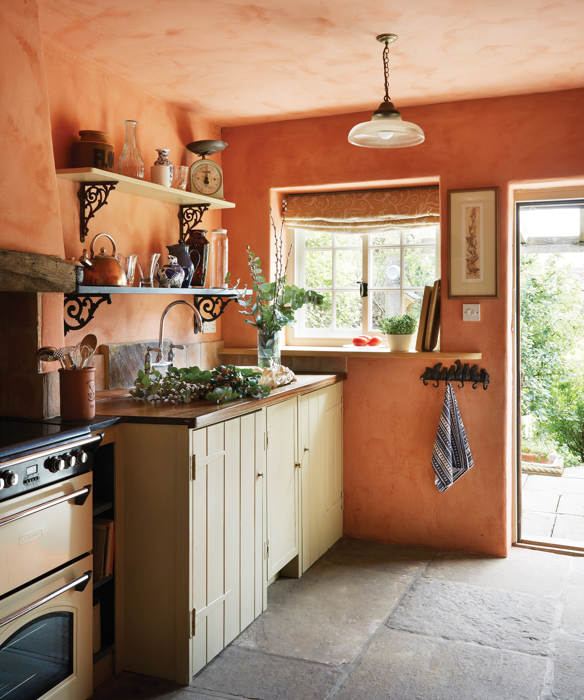 Kitchen wall colour ideas for all kinds of culinary spaces Homebuilding