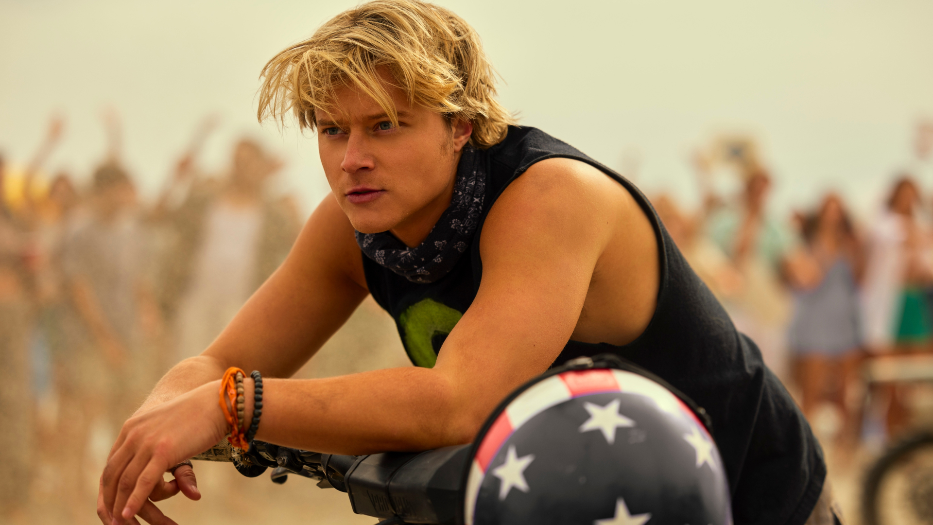 Wait… JJ Might Not Be Gone? The Outer Banks Season 5 Theory Fans Can’t Ignore - News