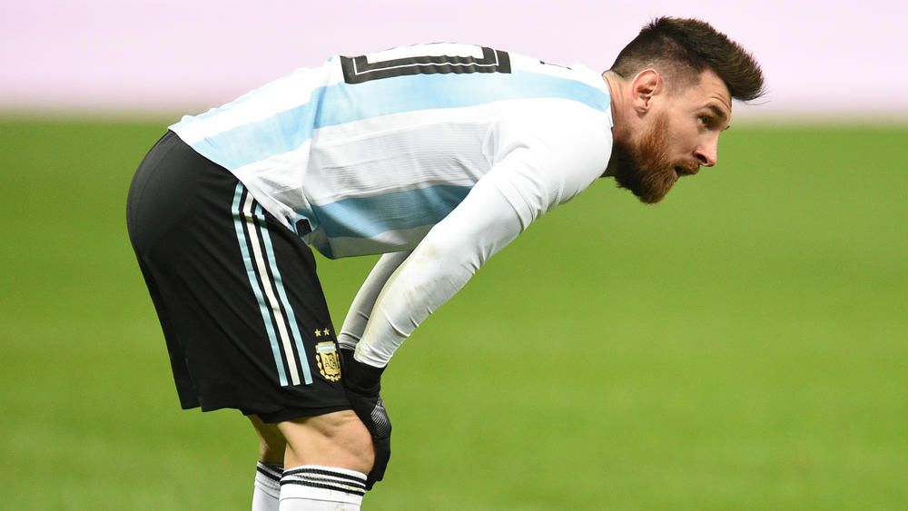 I ate badly for years how Messi solved his vomiting problem FourFourTwo