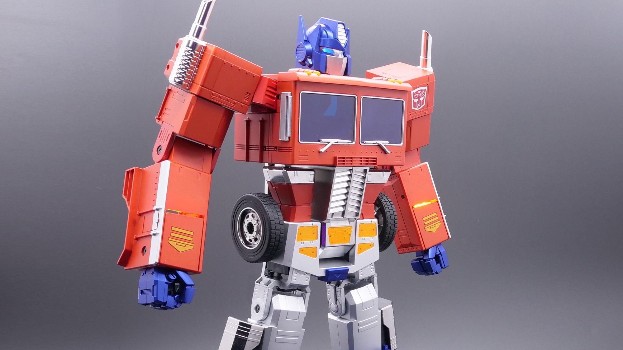 This Optimus Prime transforms via voice for $700 — and we want one now