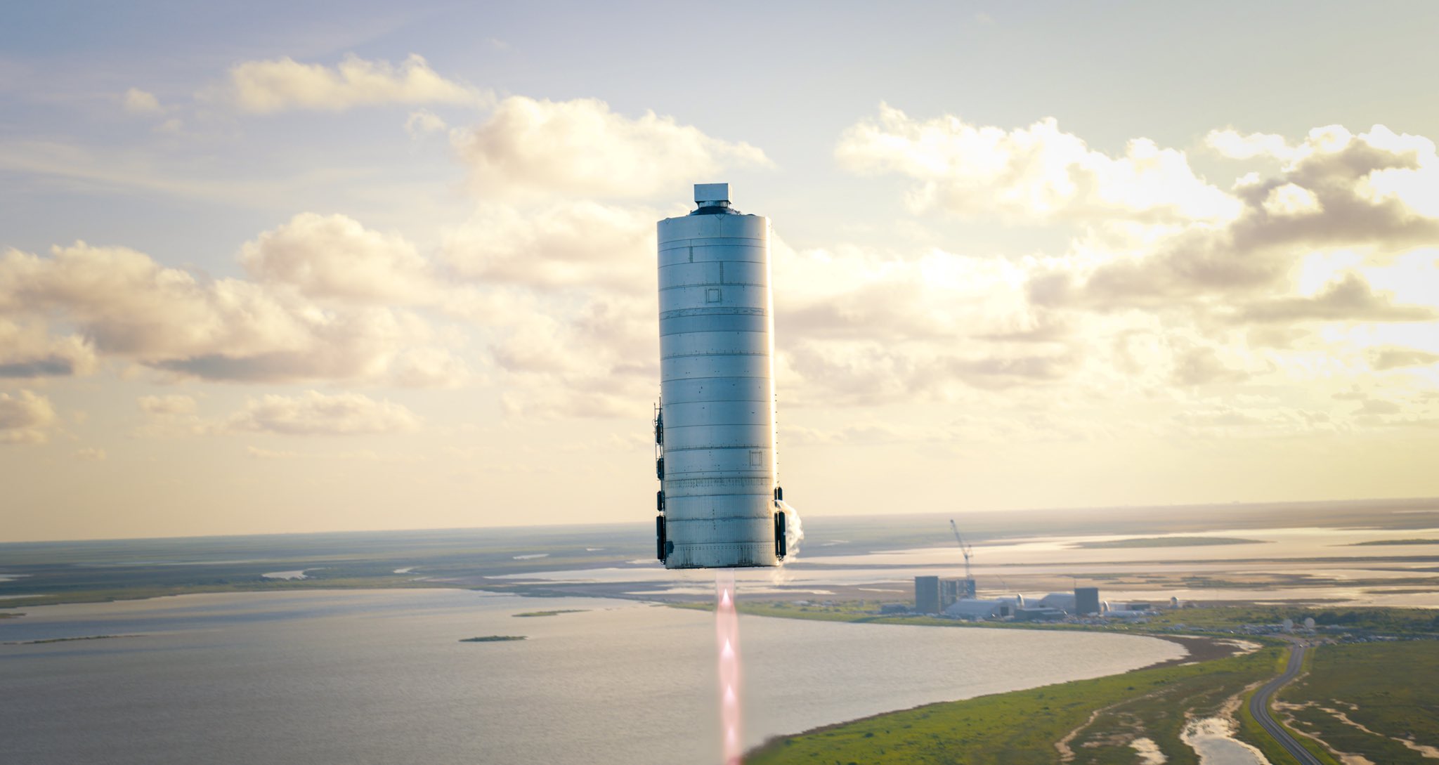 In photos SpaceX's SN5 Starship prototype soars on 1st test flight Space