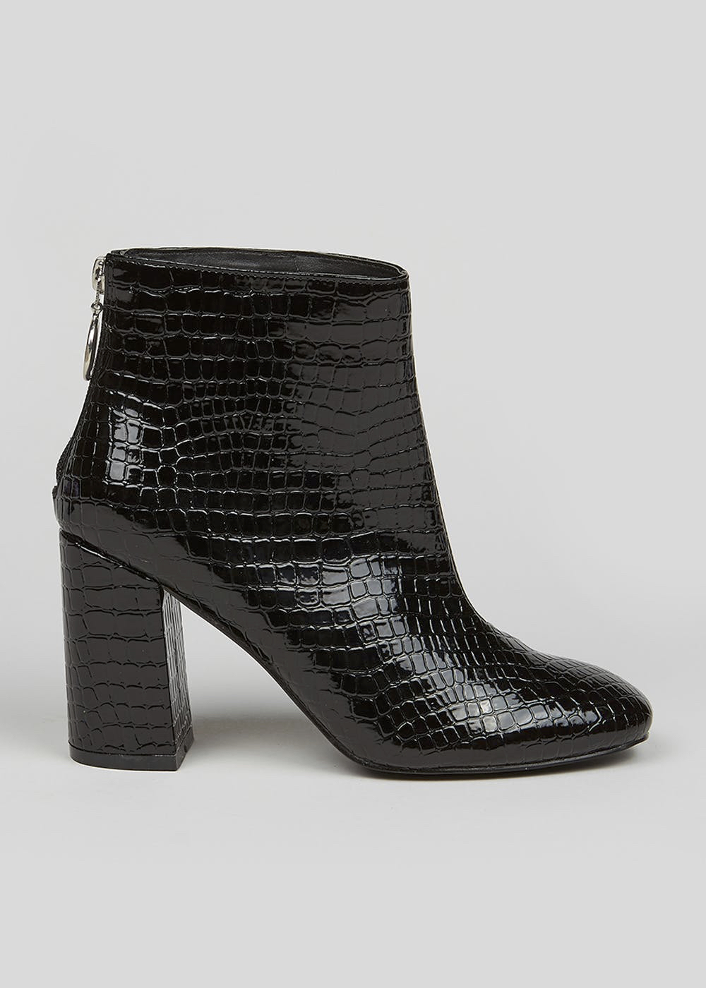 Look fabulous for less than £30 with these fashion buys from Matalan