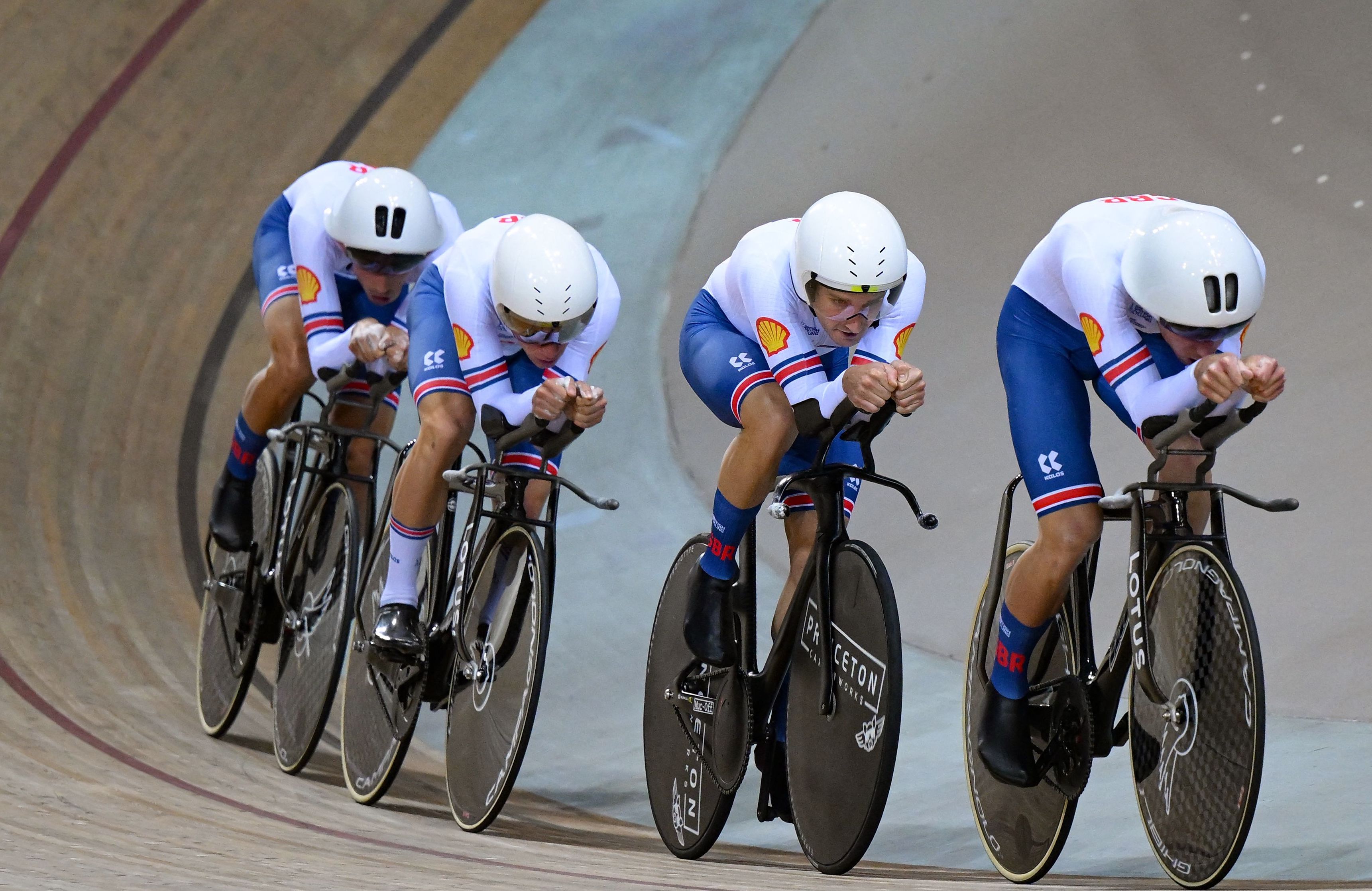 Great Britain men's team pursuit thrives in new laidback era of British Cycling Cyclingnews