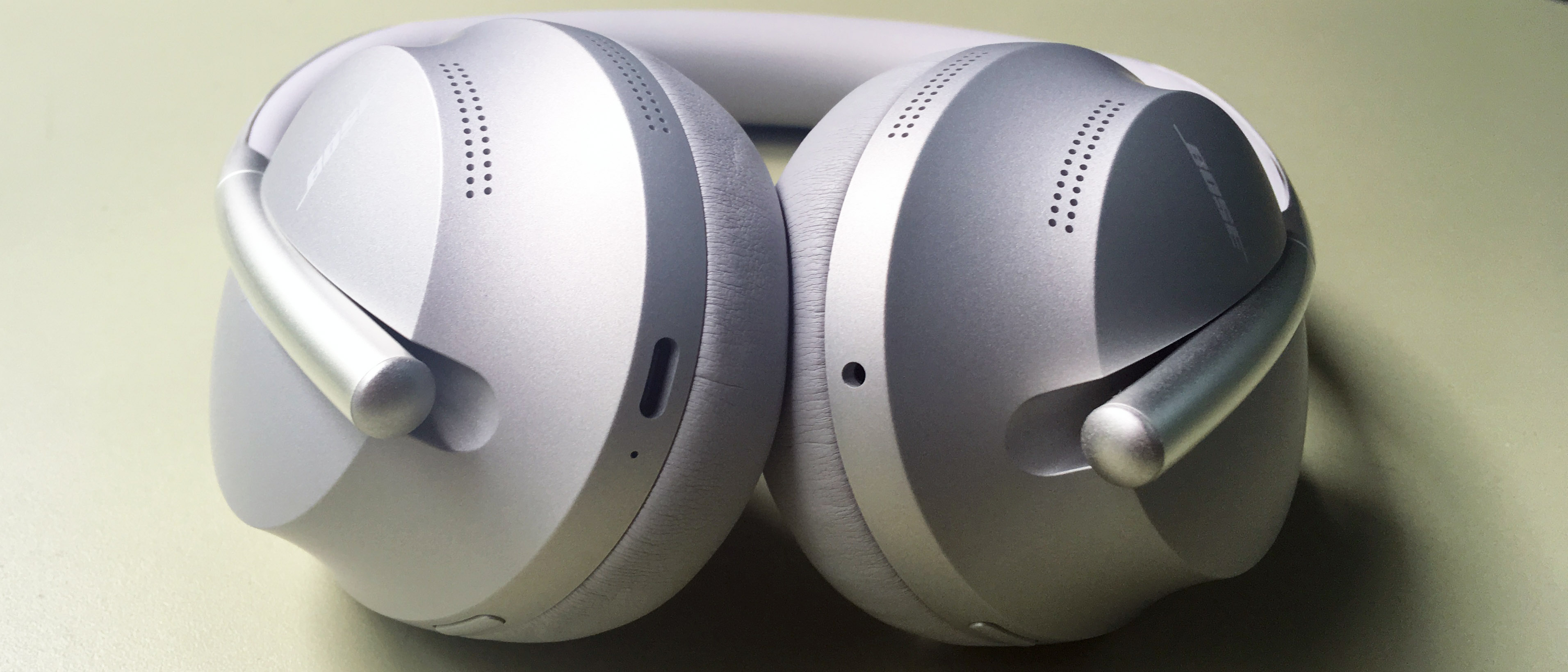Casque Bose Noise Cancelling 700 vs le 35 II comment se comparentils? iPom