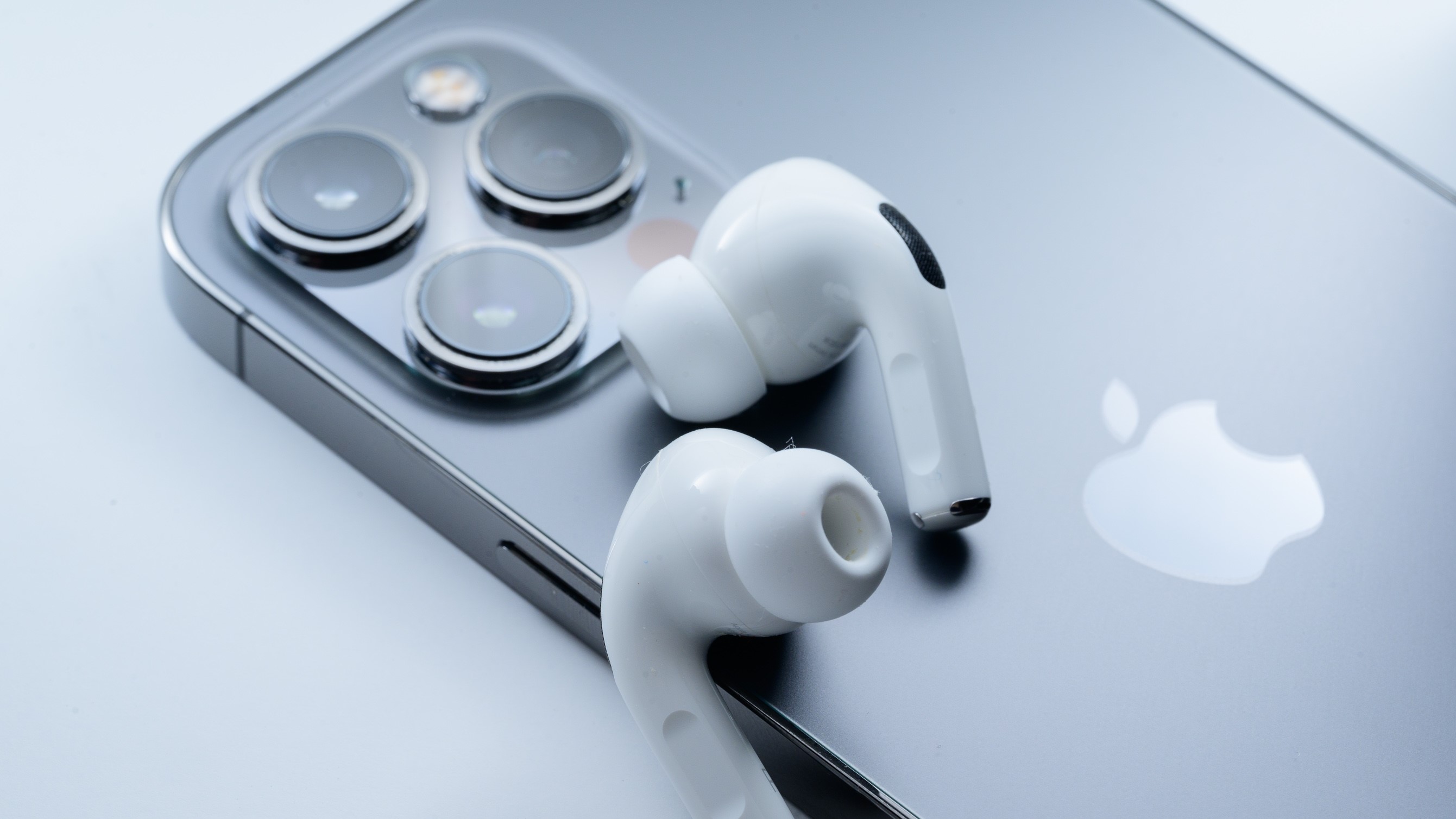 AirPods’ new firmware for iOS 17 is out here’s how to check if yours